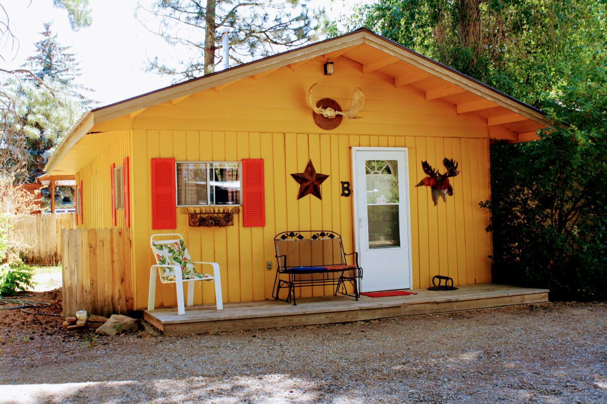 Outpost Motel On The River Dolores 外观 照片
